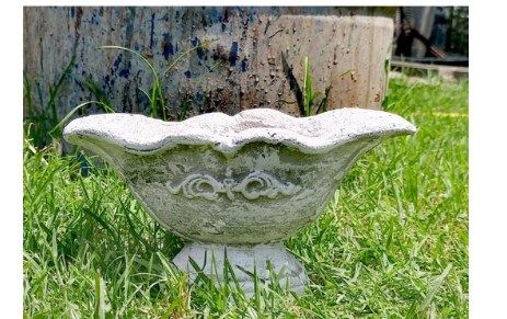 Medium Deco Oval Urn