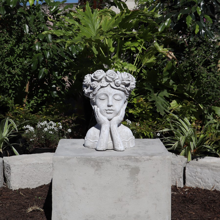 Resting Head Planter