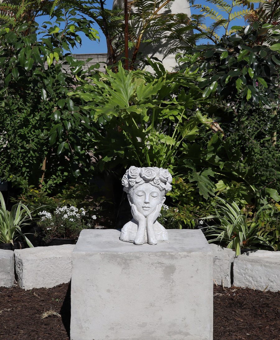 Resting Head Planter