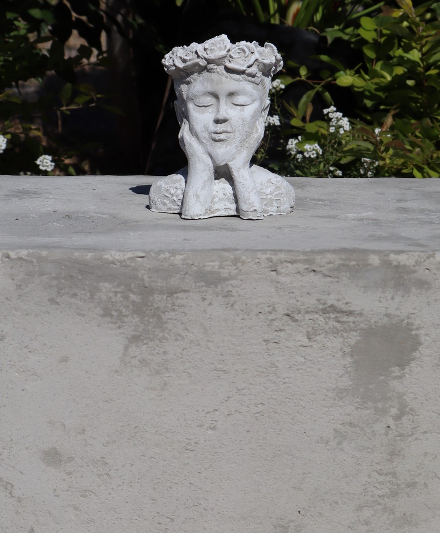 Rose Crown Head Planter